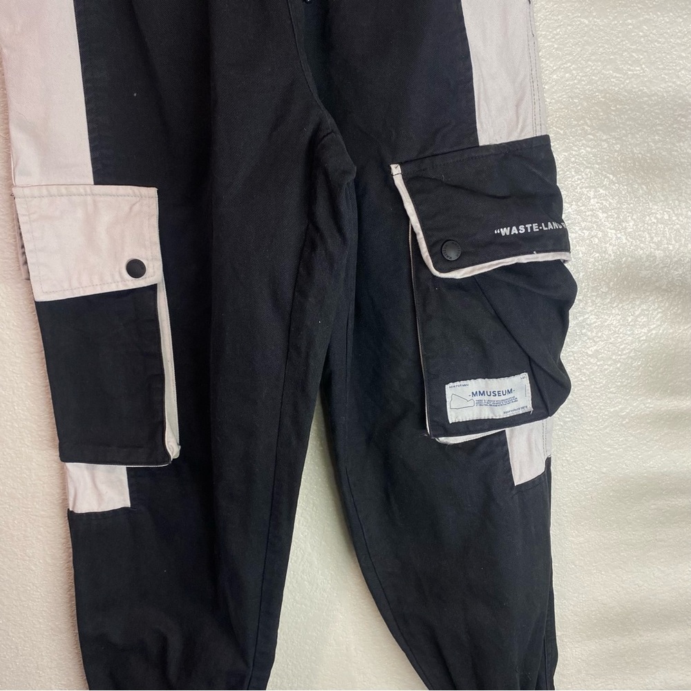 YOA MMUSEUM Black and White Cargo Pants, Men Black and Gray Joggers - Picture 3 of 7